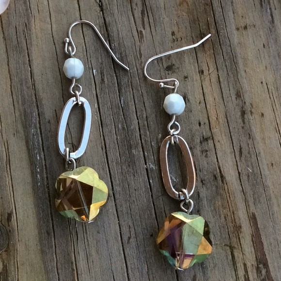 Unique Statement Necklace with Earrings - Picture 3 of 11